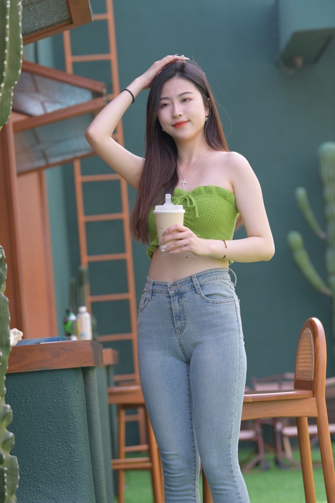 《女快递员的美味》2 - 《女